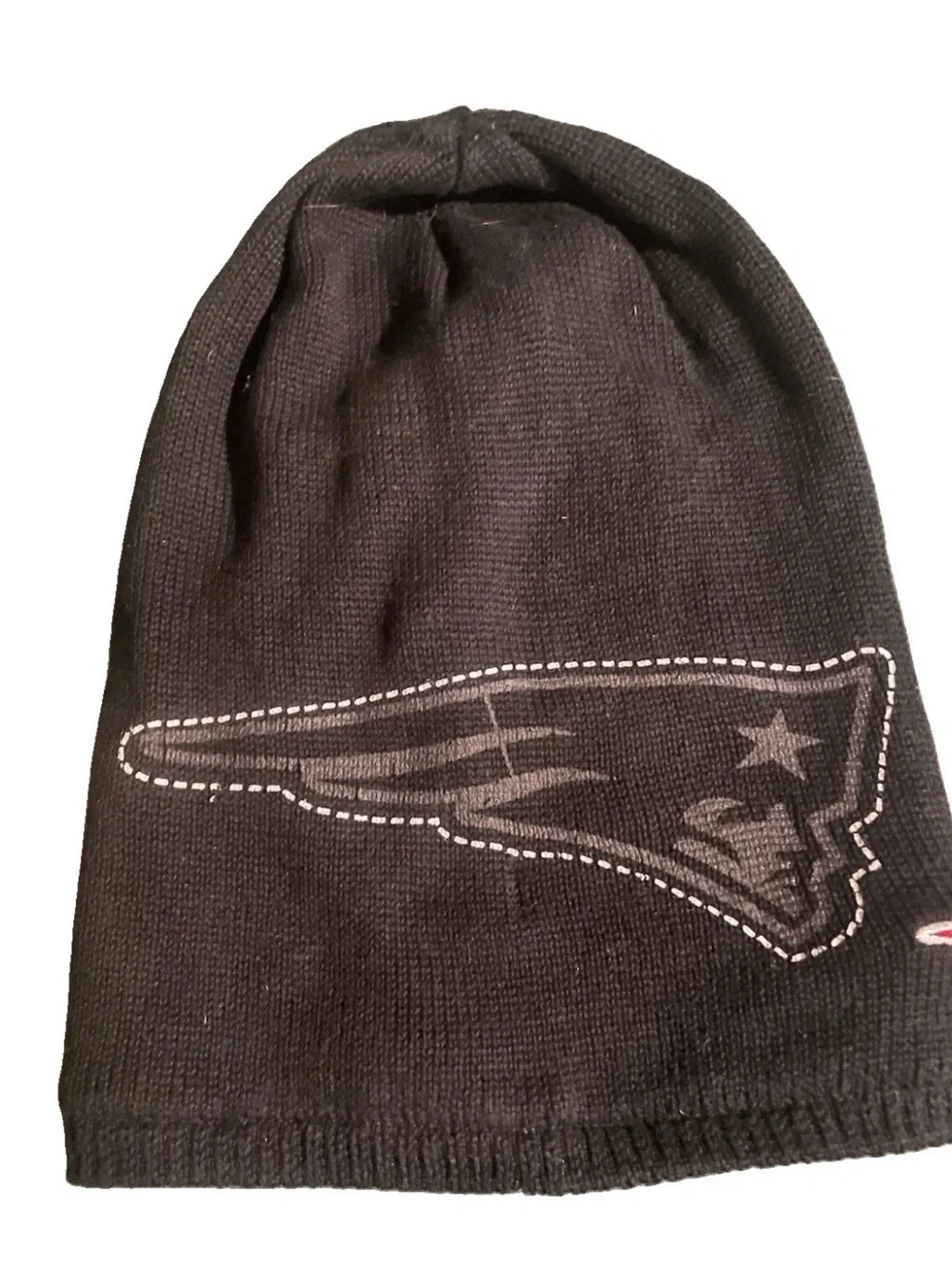 Reebok Black New England Patriots Knit Hat with Team Logo